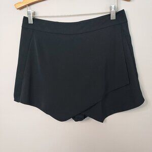 Naked Zebra Asymmetrical Front Panel Black Skort Size Med NWOT